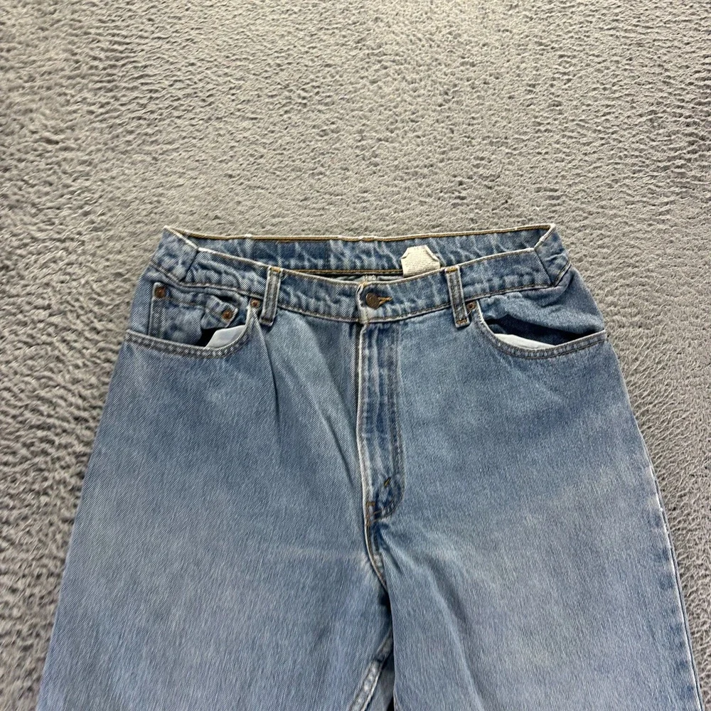 Vintage Levi's 550 Jeans Womens 32x32 Blue Cotton Denim Tapered Relaxed Workwear